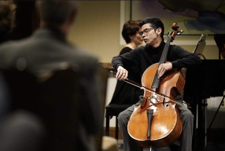 Gallery photo 4 of Cello Ovalle