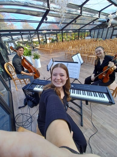 Gallery photo 3 of Cello Serenades