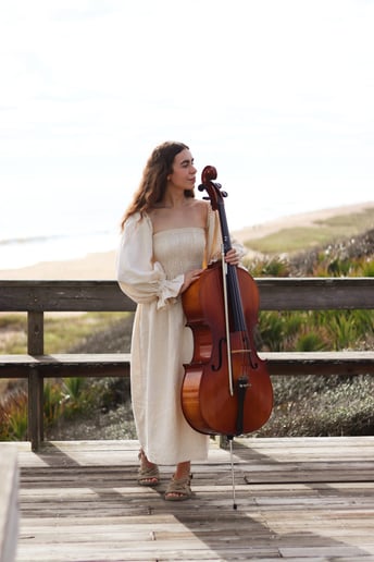 Gallery photo 1 of Cello Story
