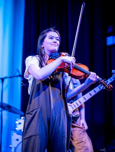 Gallery photo 2 of Celtic/Americana Fiddler