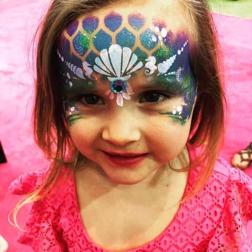 Gallery photo 2 of Cenema's Facepainting and Henna