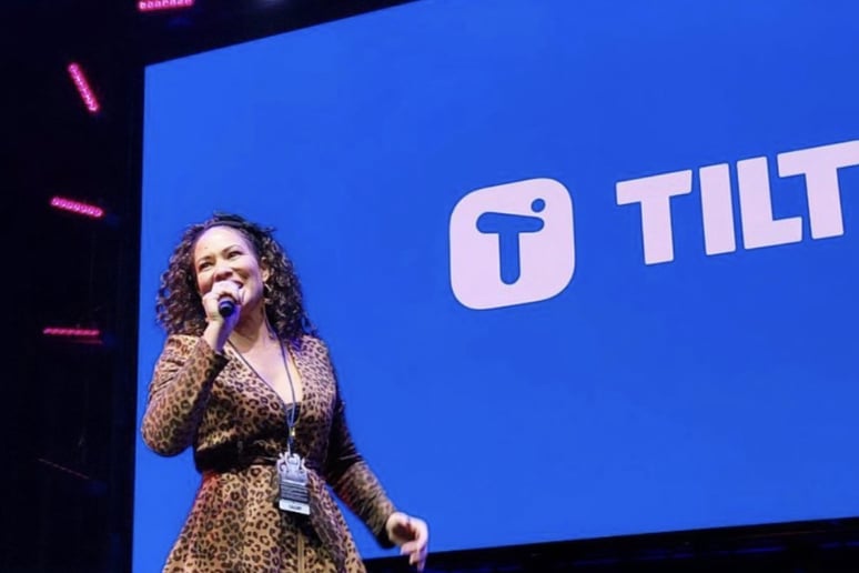 Gallery photo 9 of Center Stage with Tiffany Phillips