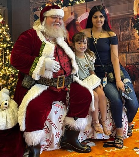Gallery photo 4 of Central Florida Santa