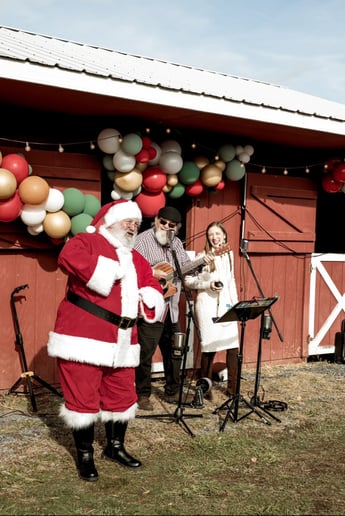 Gallery photo 7 of Central PA Santa