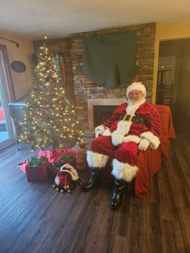Gallery photo 10 of Central Wisconsin Santa
