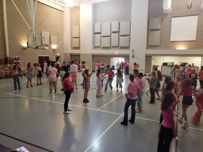 Gallery photo 4 of C&H Square Dancing