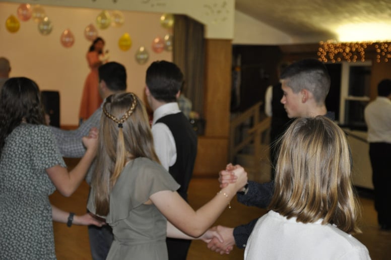 Gallery photo 1 of C&H Square Dancing