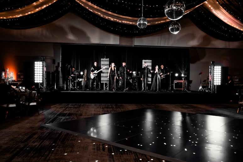 Gallery photo 5 of Champagne All-Stars