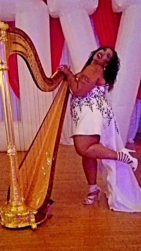 Gallery photo 10 of Chanah Ambuter, Harpist