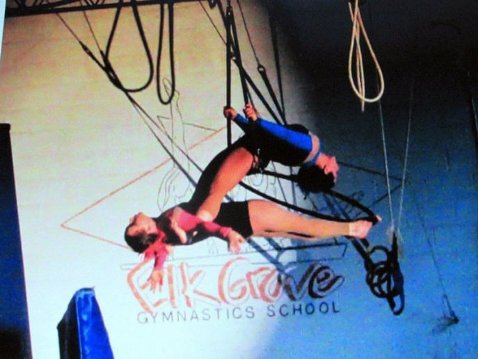 Gallery photo 40 of Chandelier Circus Entertainment