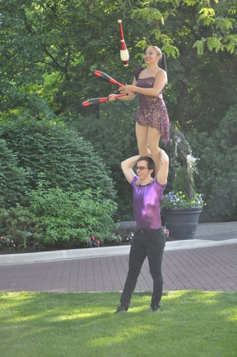 Gallery photo 7 of Chandelier Circus Entertainment