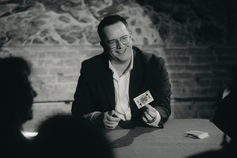 Gallery photo 6 of Charlie Ross Magic