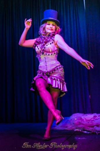 Gallery photo 8 of Charlotte La Belle Araigne'e Burlesque
