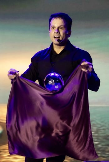 Gallery photo 5 of Jarol Martin Magic