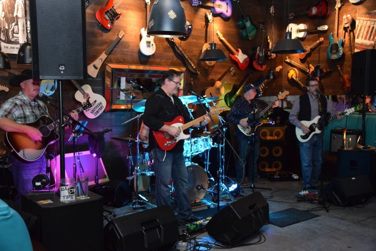 Gallery photo 6 of Chasing Texas