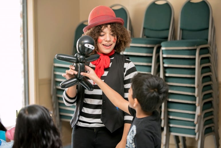 Gallery photo 6 of Chatty The Mime