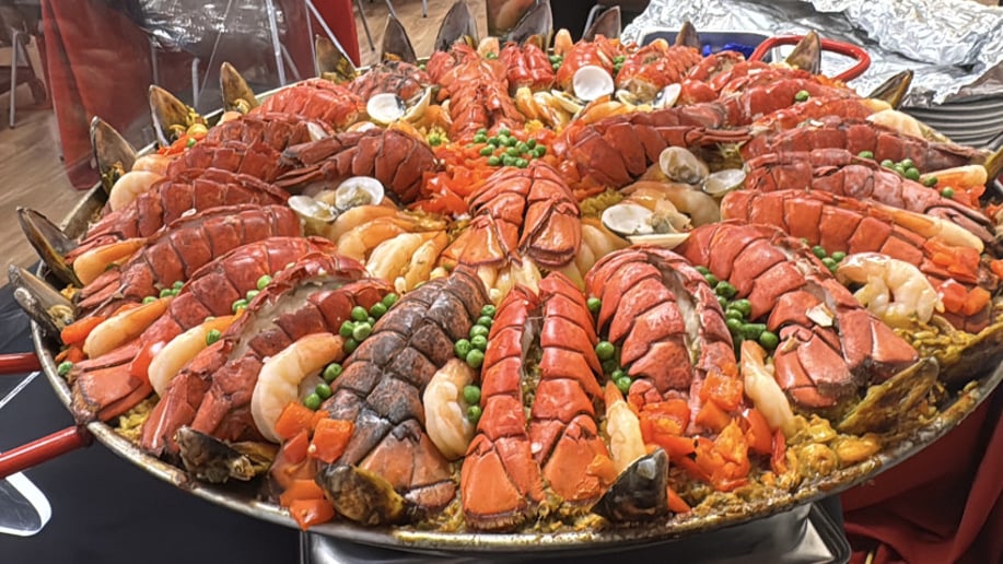 Gallery photo 2 of Chefaricas – Live Paella & Catering