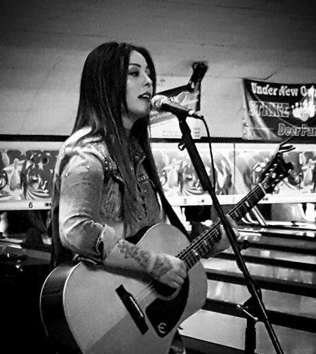 Gallery photo 10 of Acoustic Chelsea Takami!