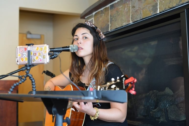 Gallery photo 8 of Acoustic Chelsea Takami!