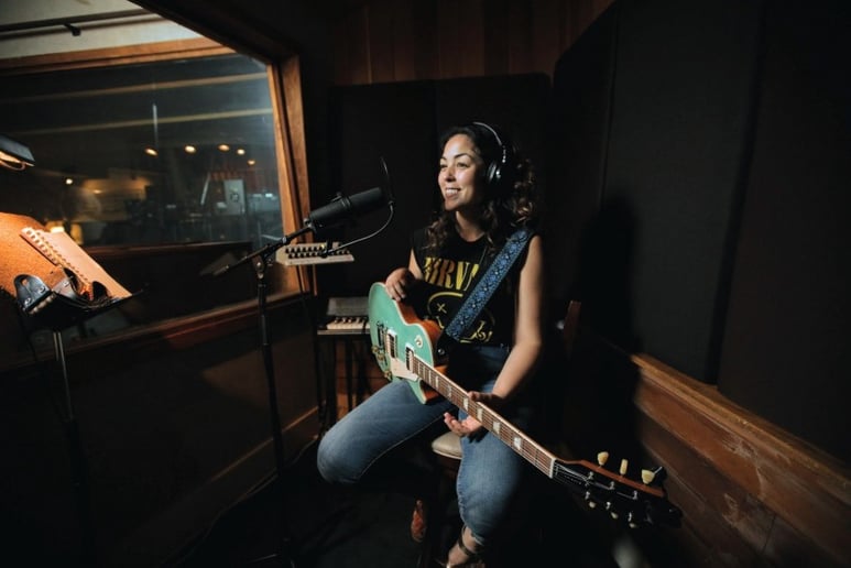 Gallery photo 2 of Acoustic Chelsea Takami!