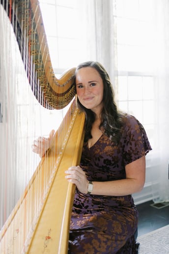 Gallery photo 5 of Chelsie Rose Harpist
