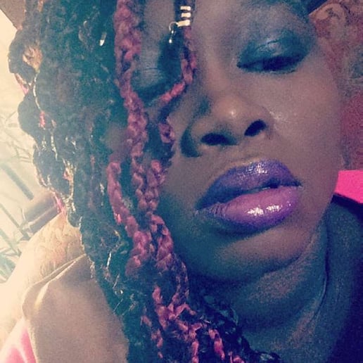 Gallery photo 5 of Che'Marie