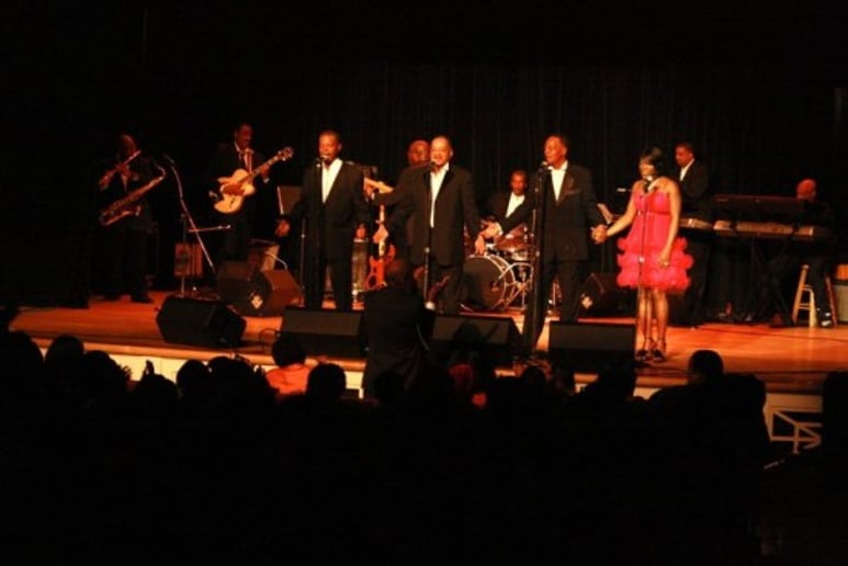 Gallery photo 1 of Chester B's Tribute to Motown