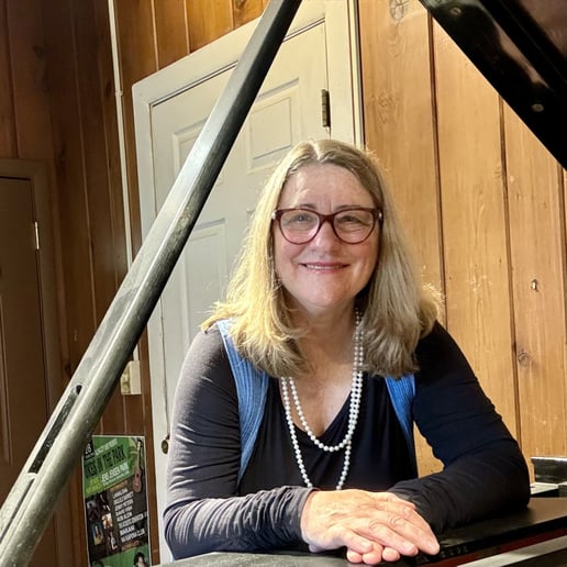 Gallery photo 1 of Chicago Elegant Piano