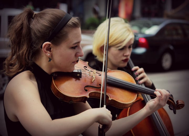 Gallery photo 2 of Chicago Street Strings