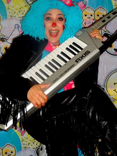 Gallery photo 1 of Chickabilly Chick Rocks Kids Music Show