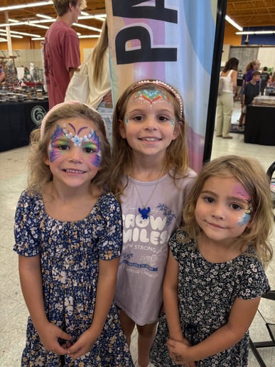 Gallery photo 3 of Chickadee Artistree Face Painting