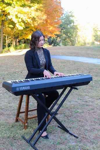 Gallery photo 1 of Adina Taylor, Event Pianist