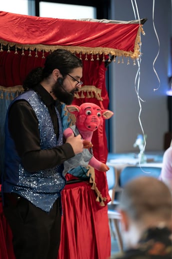 Gallery photo 12 of California Kids Fun Puppet and Magic Shows