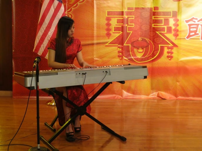 Gallery photo 7 of Jennifer Zhang, Chinese Multi-instrumentalist, Singer & Dancer