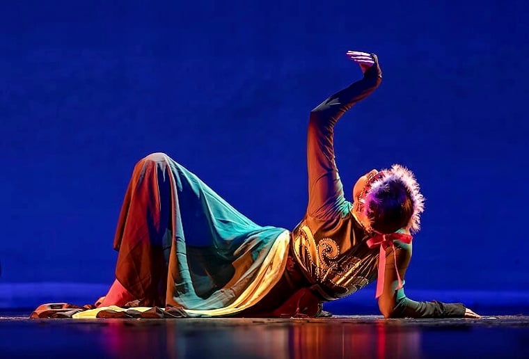 Gallery photo 4 of Chinese Traditional Dance