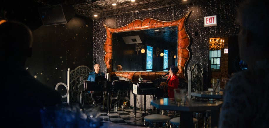 Gallery photo 5 of Chip & Cupcake Dueling Pianos