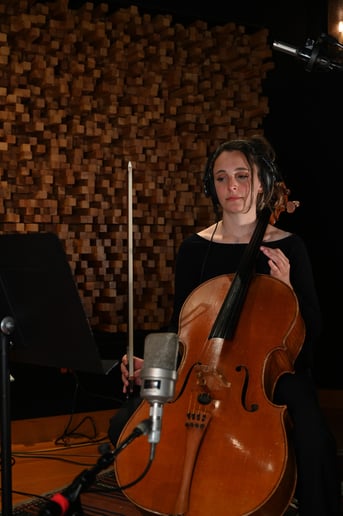 Gallery photo 4 of Chloe Mendola- Cellist