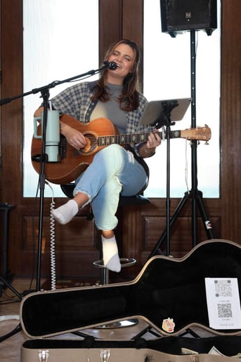 Gallery photo 2 of Chloe Overstreet