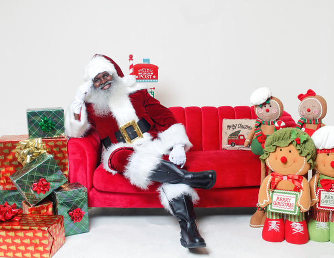 Gallery photo 2 of Chocolate Santa 🎅🏾