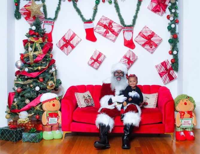 Gallery photo 8 of Chocolate Santa 🎅🏾