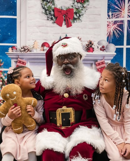 Gallery photo 10 of Chocolate Santa 🎅🏾