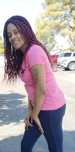 Gallery photo 1 of Chonel Love