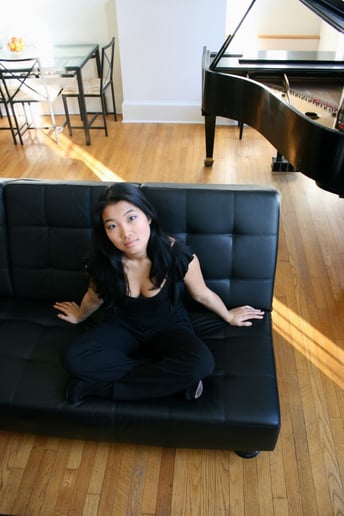 Gallery photo 1 of Choo Choo Hu, pianist