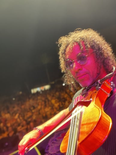 Gallery photo 7 of Chris Barbosa Music