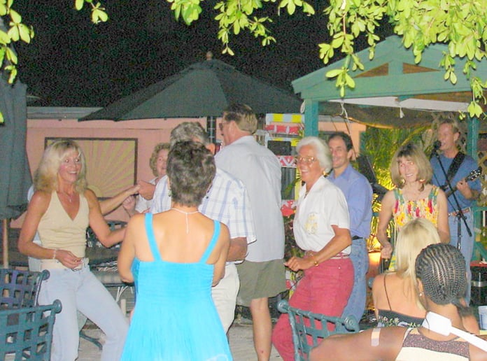 Gallery photo 2 of Chris Bates & The Virtual Reality Band