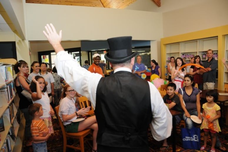 Gallery photo 1 of CAPSTONE The Magician