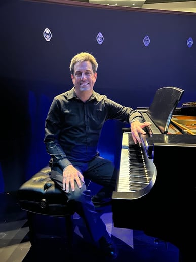 Gallery photo 1 of Chris Cooley - Wedding & Event Pianist