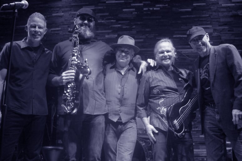 Gallery photo 4 of SuperSaxy™