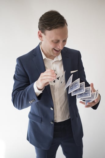 Gallery photo 11 of Chris Herrick Magic