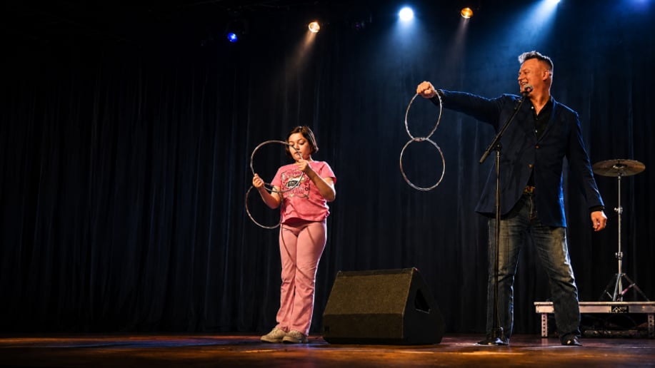 Gallery photo 1 of Chris Meece: Magic, Mischief & Mayhem